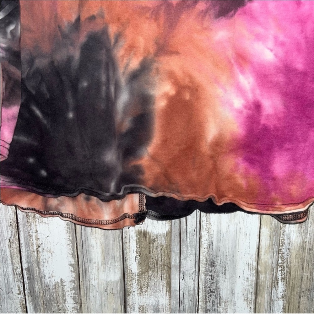 Umgee Tie Dye Balloon Sleeve Tee - Picture 3 of 6